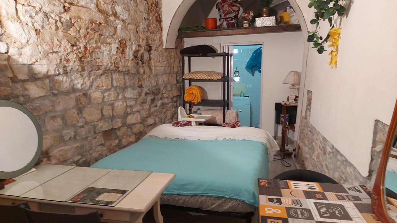 Chez La Cave Apartment Sanremo Luaran gambar